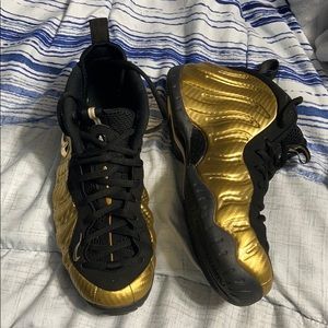 Nike Air metallic gold foamposites